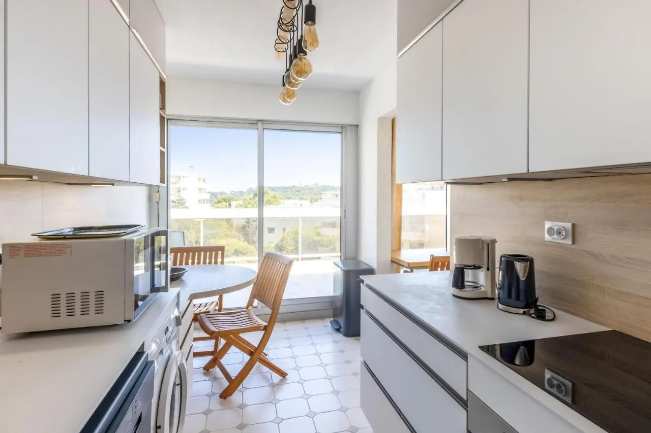 Appartement Orangerie - Welkeys Antibes Apartment